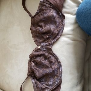 NATORI BRA SIZE 32G USED